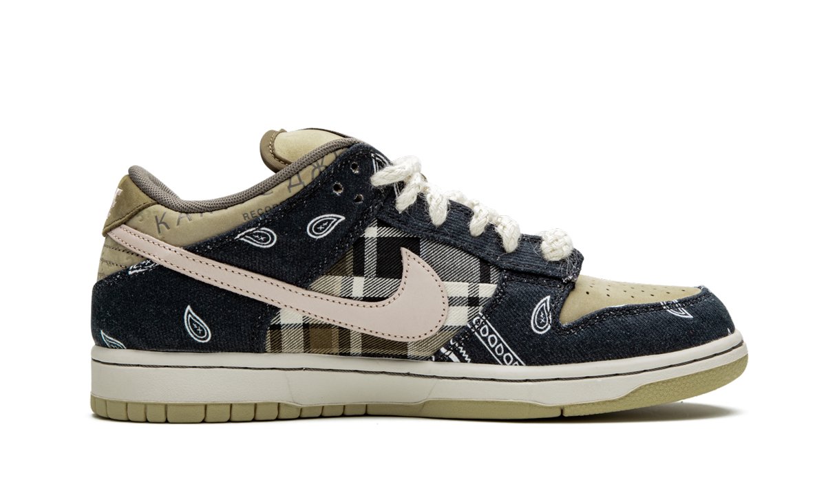 SB Dunk Low "Travis Scott"