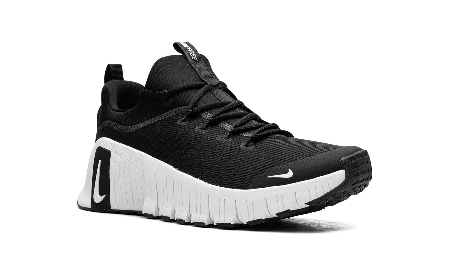 Free Metcon 6 "Black / White"