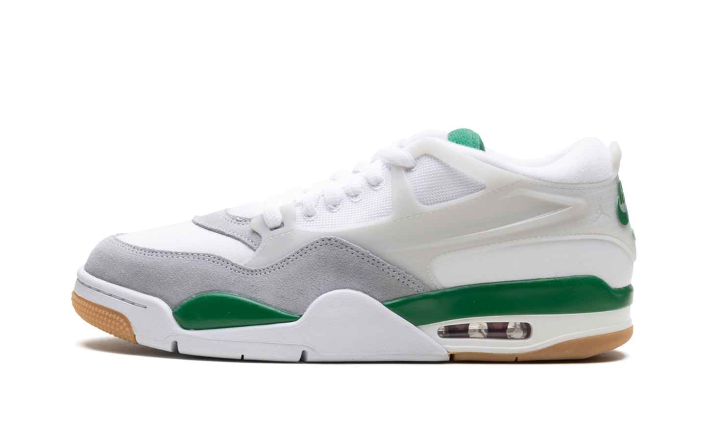 Air Jordan 4 RM "Pine Green"