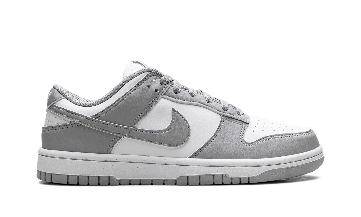 Dunk Low Next Nature WMNS "Light Smoke Grey"