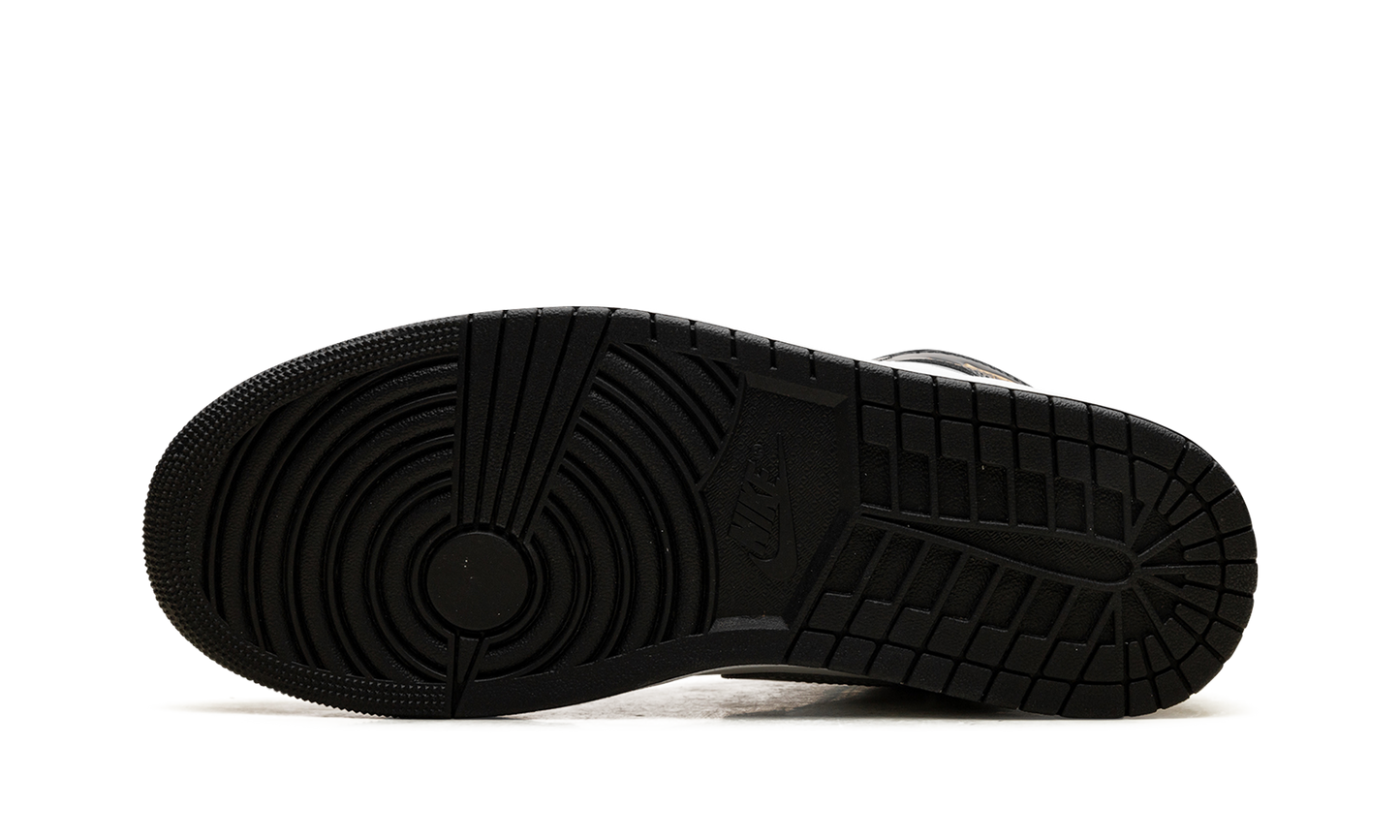 Jordan 1 Mid SE "Black Patent"