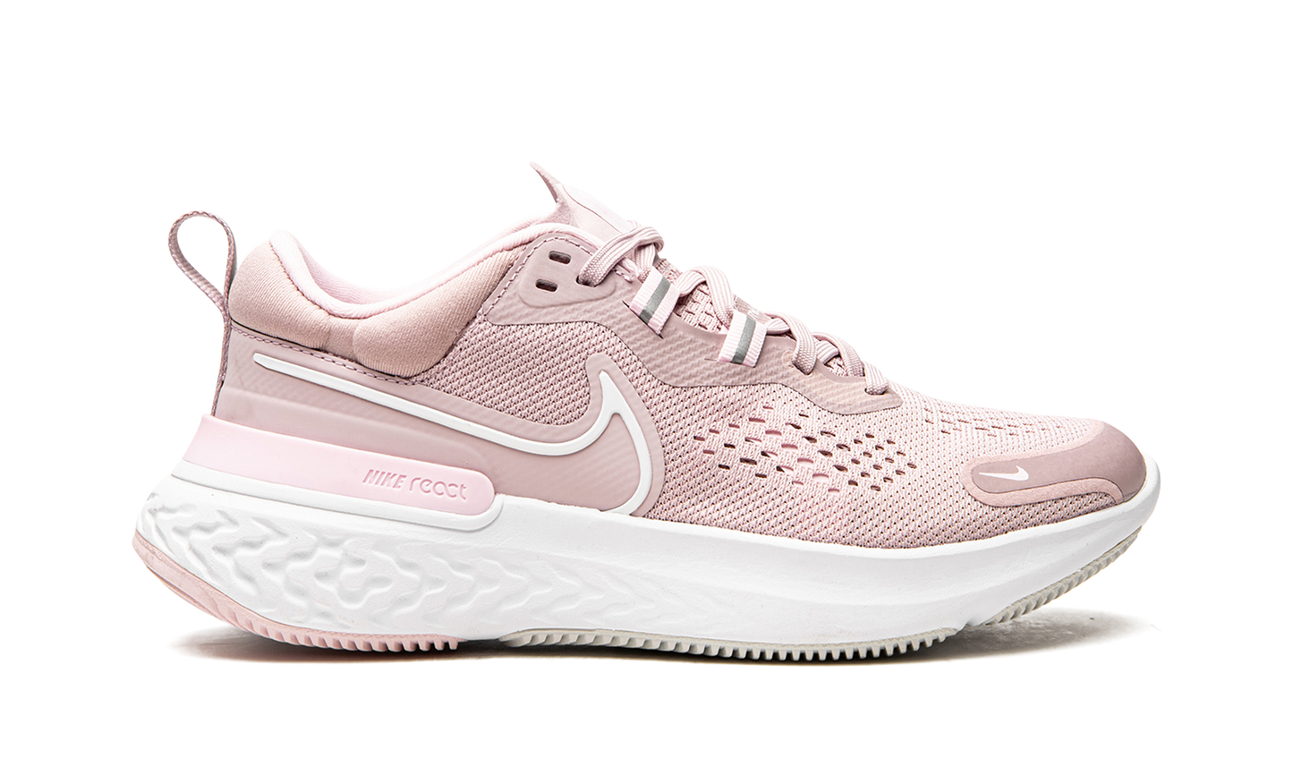 WMNS React Miler 2