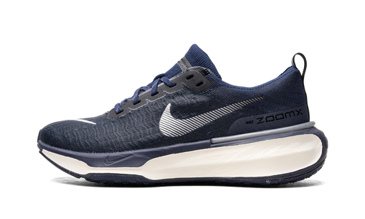 ZoomX Invincible Run 3 "College Navy"