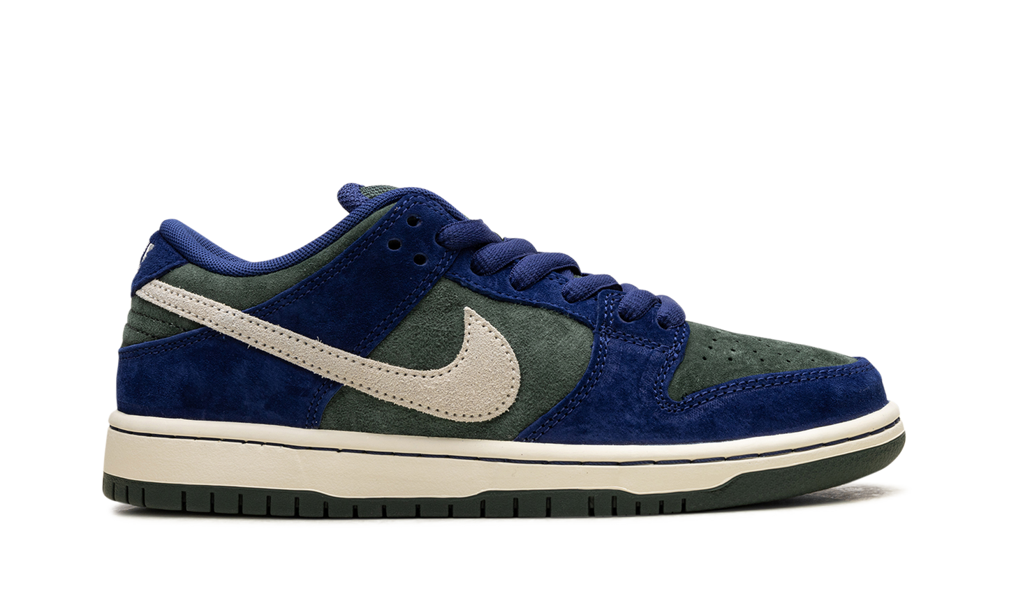 SB Dunk "Deep Royal Blue"