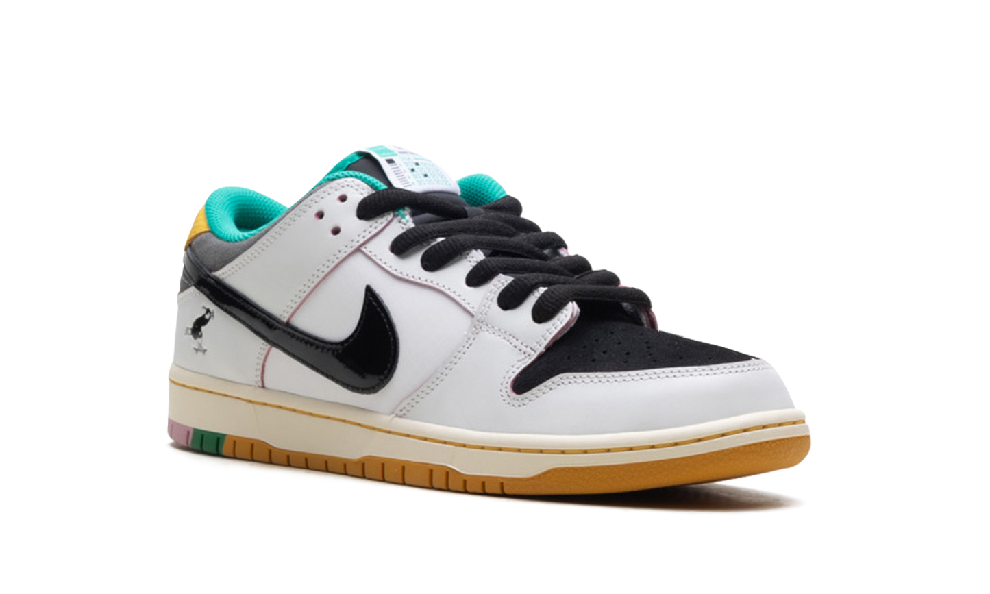 SB Dunk Low "CSEF"