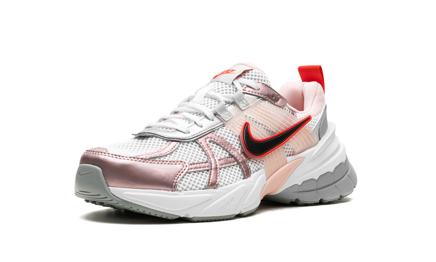 WMNS Nike V2K Run "Legend pink"