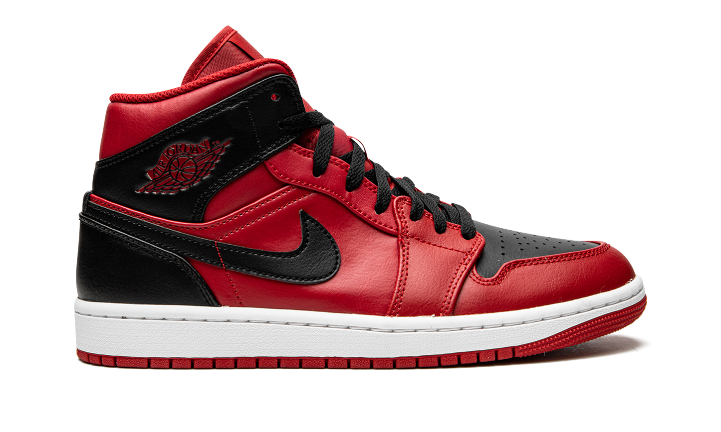 Jordan 1 Mid "Reverse Bred"