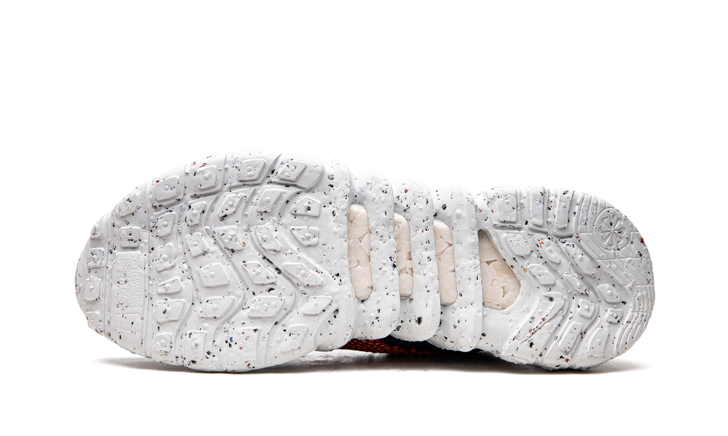 Space Hippie 01 "Obsidian/Orange"