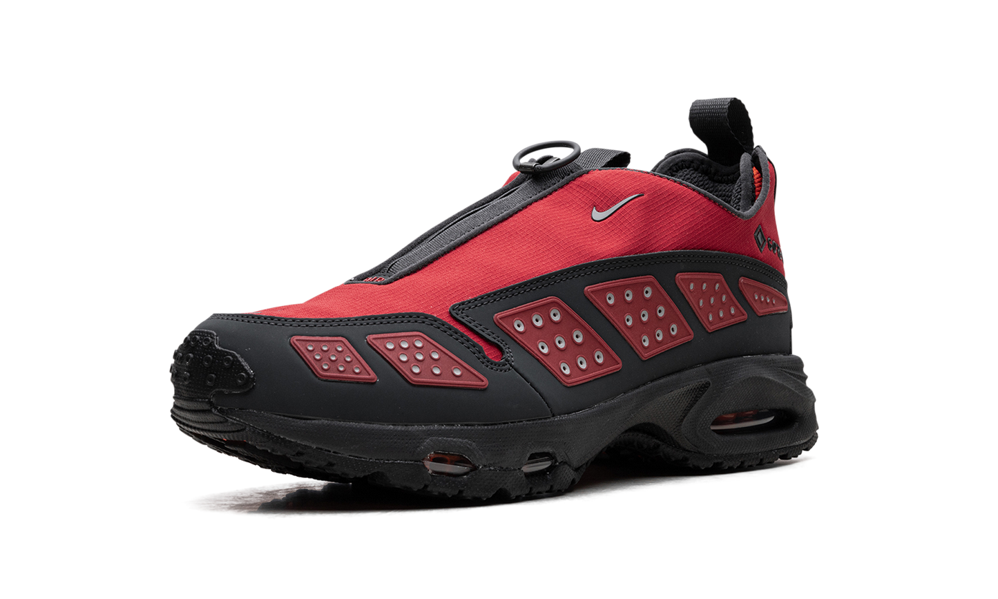Air Max SNDR GTX WMNS "Hyper Crimson"