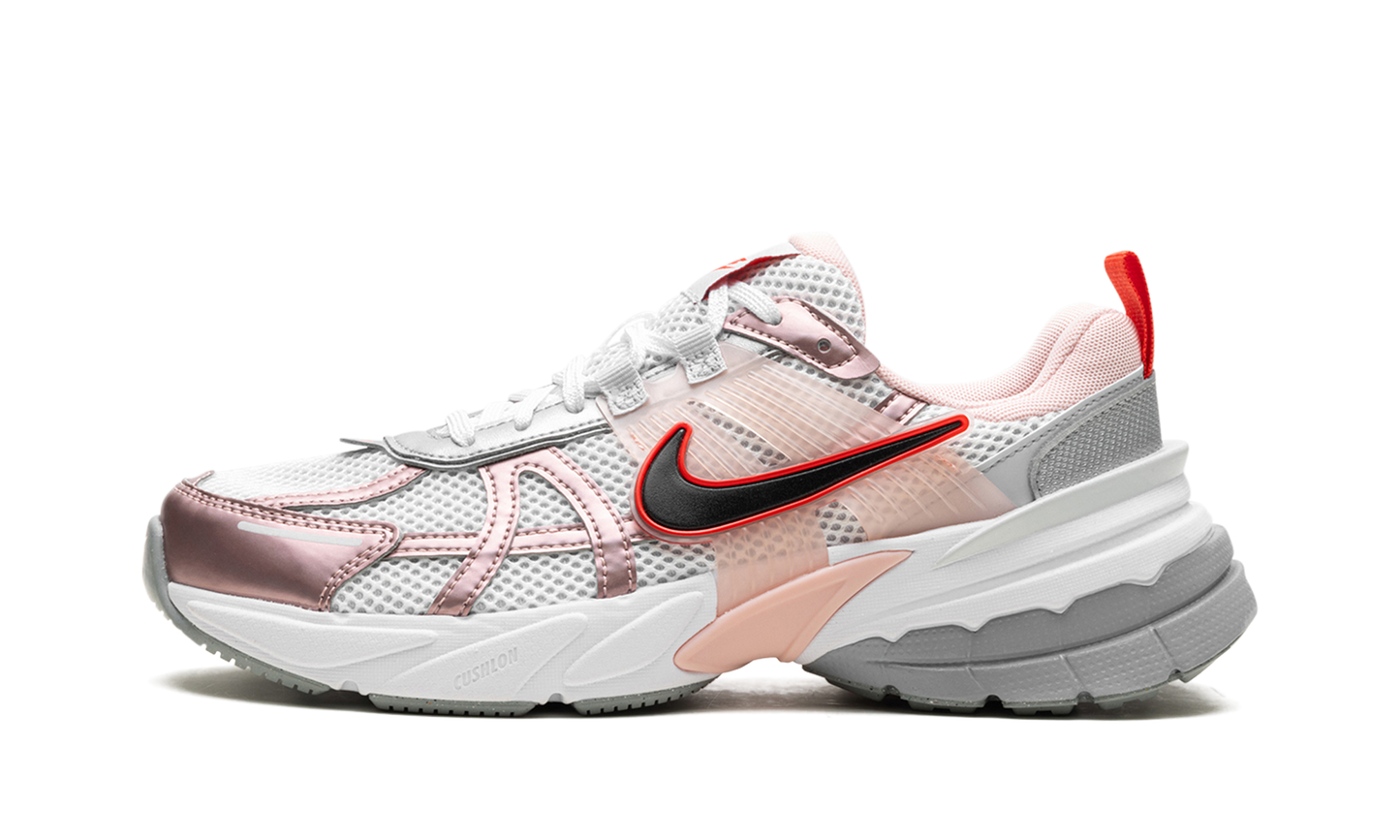WMNS Nike V2K Run "Legend pink"