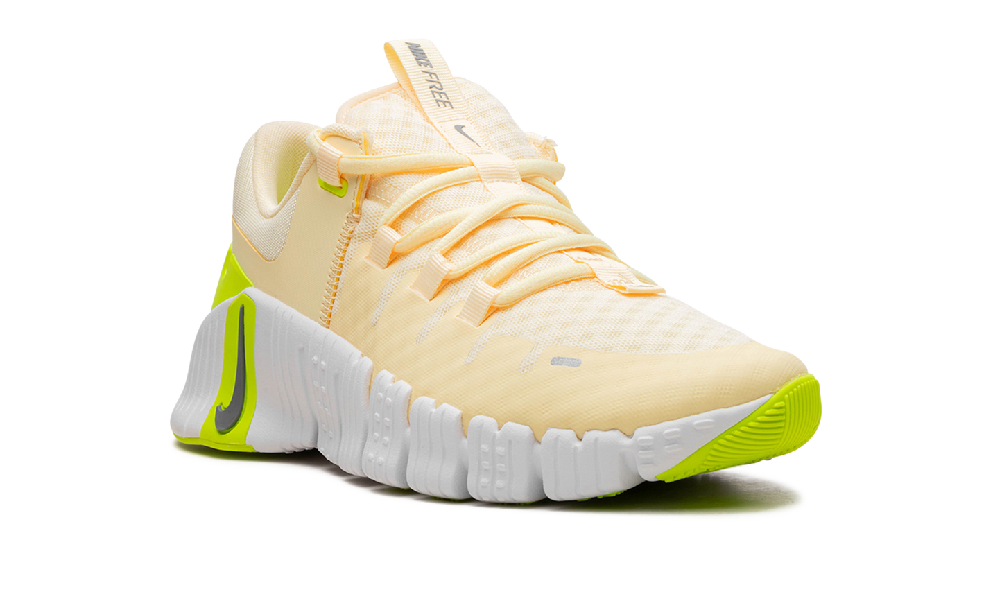 Free Metcon 5 WMNS "Citron Tint Volt"