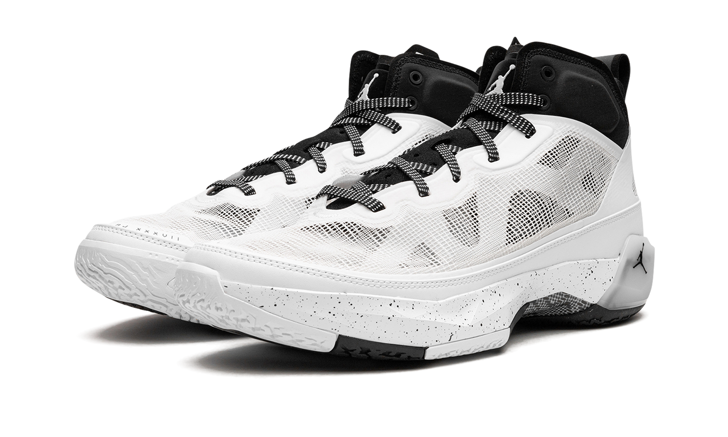Air Jordan 37 "Oreo"