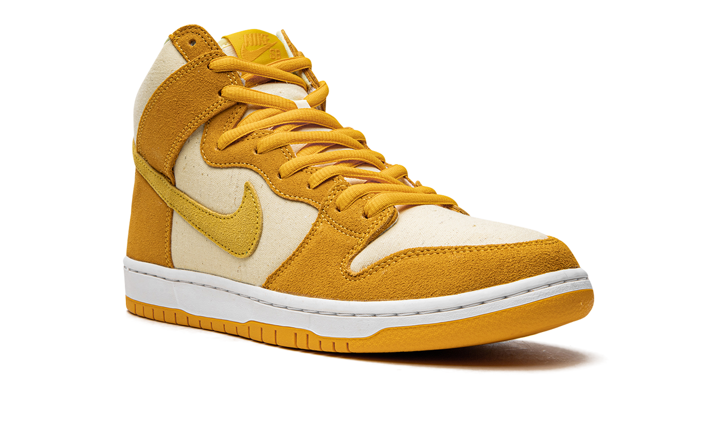 SB Dunk High "Pineapple"