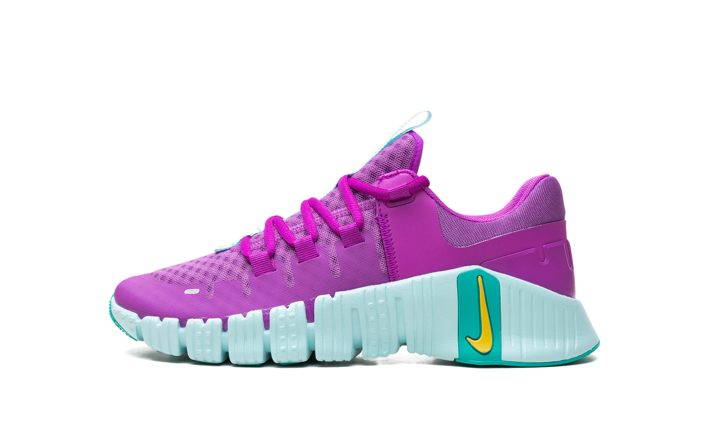Free Metcon 5 WMNS "Hyper Violet"