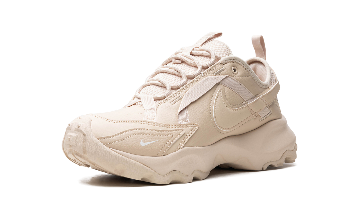 TC 7900 Wmns "Sand Drift"