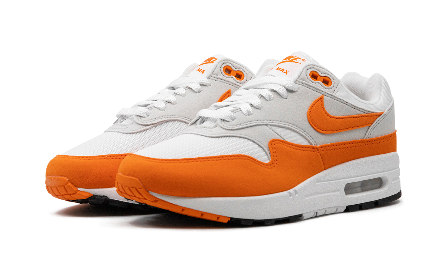 AIR MAX 1 WMNS "Safety Orange"