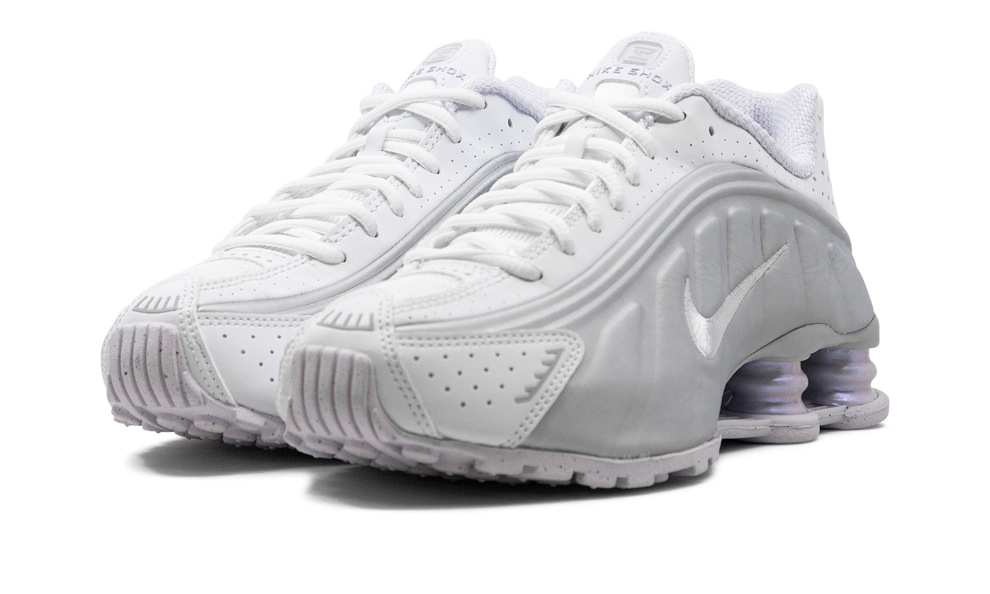 Shox R4 WMNS "White Metallic Platinum"