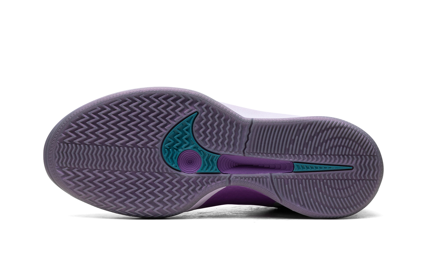 Sabrina 2 WMNS "Court Vision"