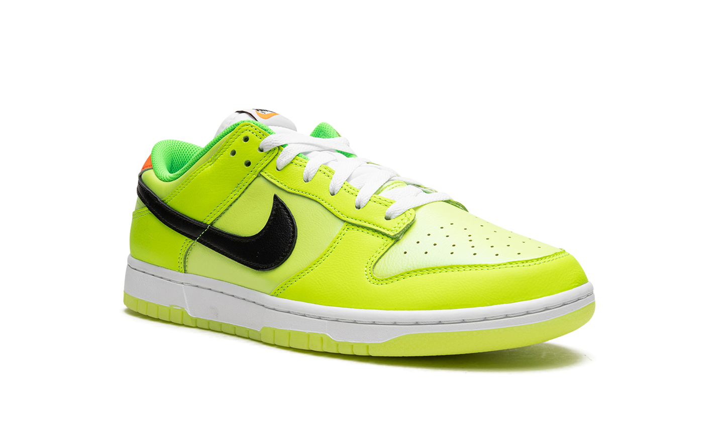Dunk Low "Glow in the Dark"