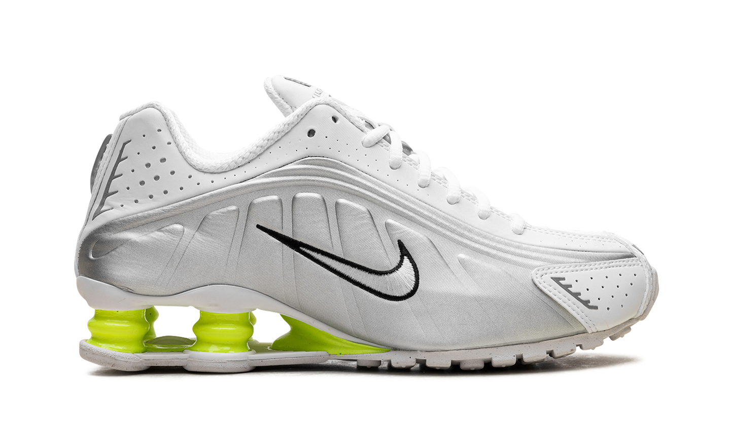 Shox R4 WMNS "White Metallic Silver Volt"
