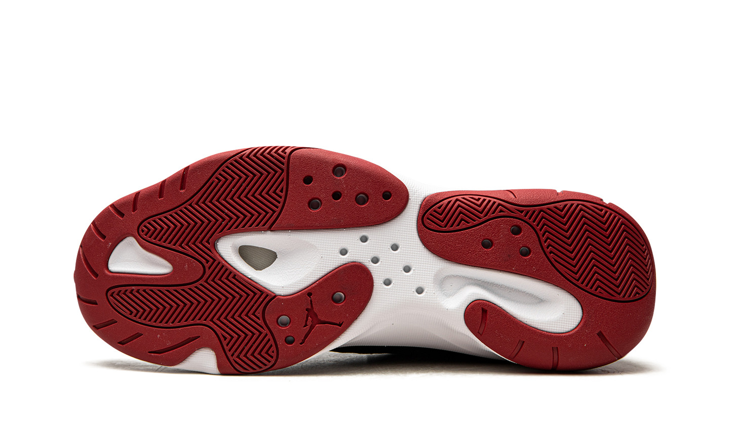 Air Jordan 11 CMFT Low "Bred"