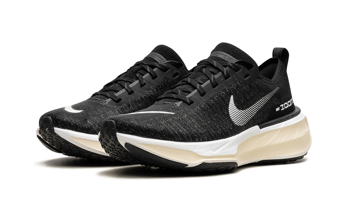 ZOOMX INVINCIBLE RUN 3 WMNS "Black White"