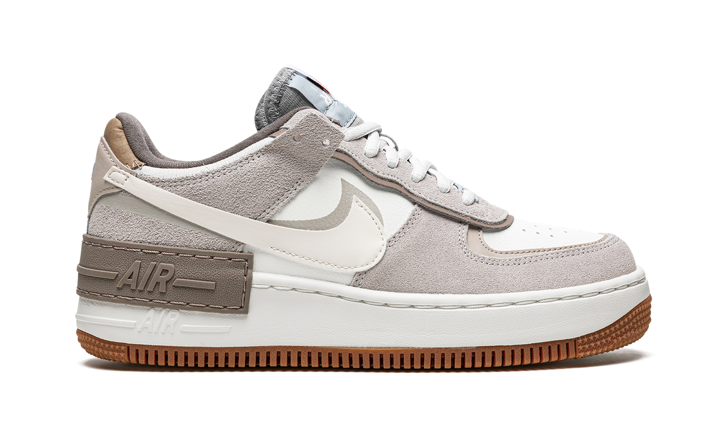 AIR FORCE 1 SHADO MNS WMNS "Sail / Pale Ivory"