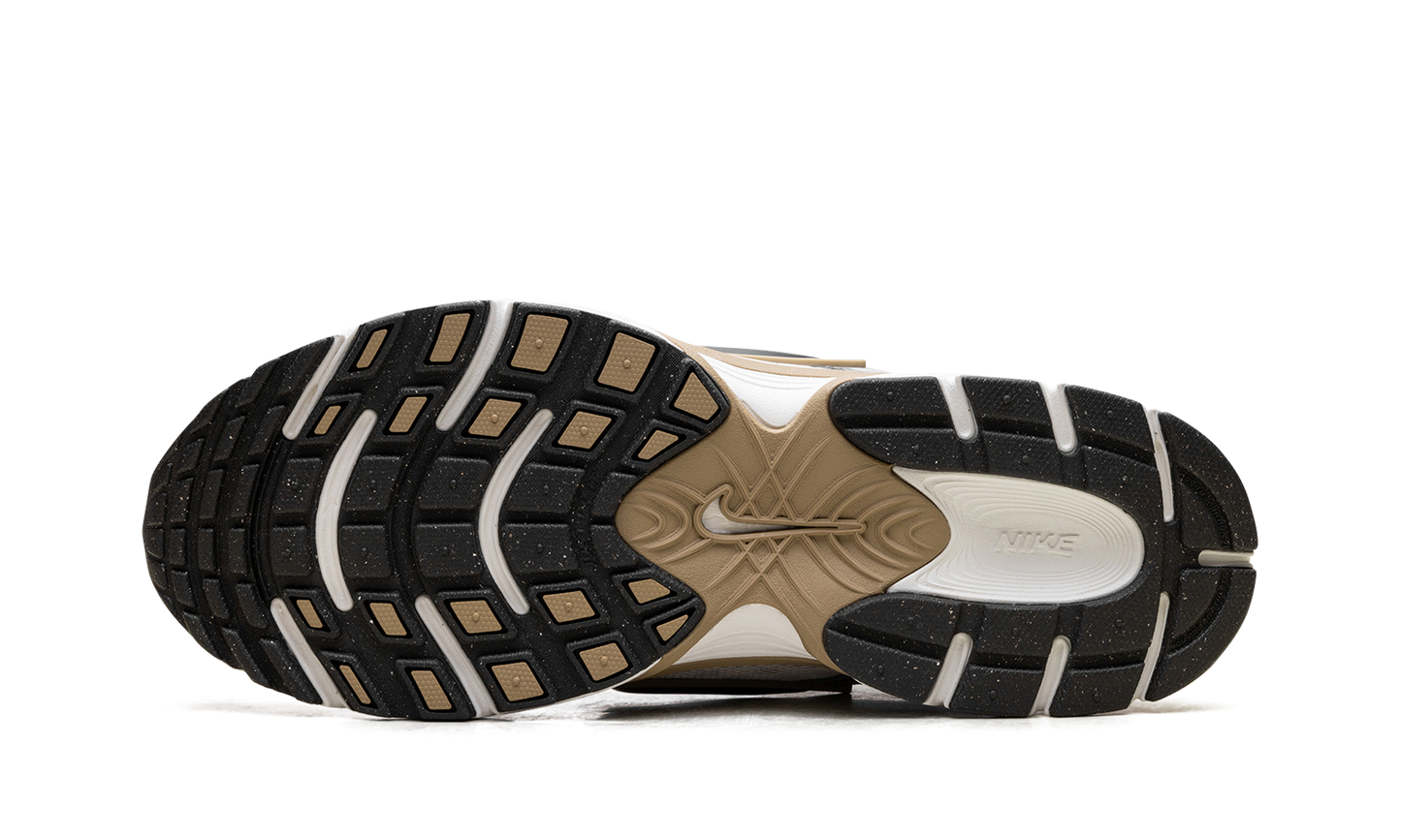 V5 RNR "Parachute Beige Metallic Pewter"