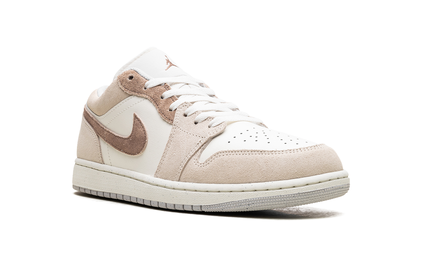Air Jordan 1 Low "Light Brown"