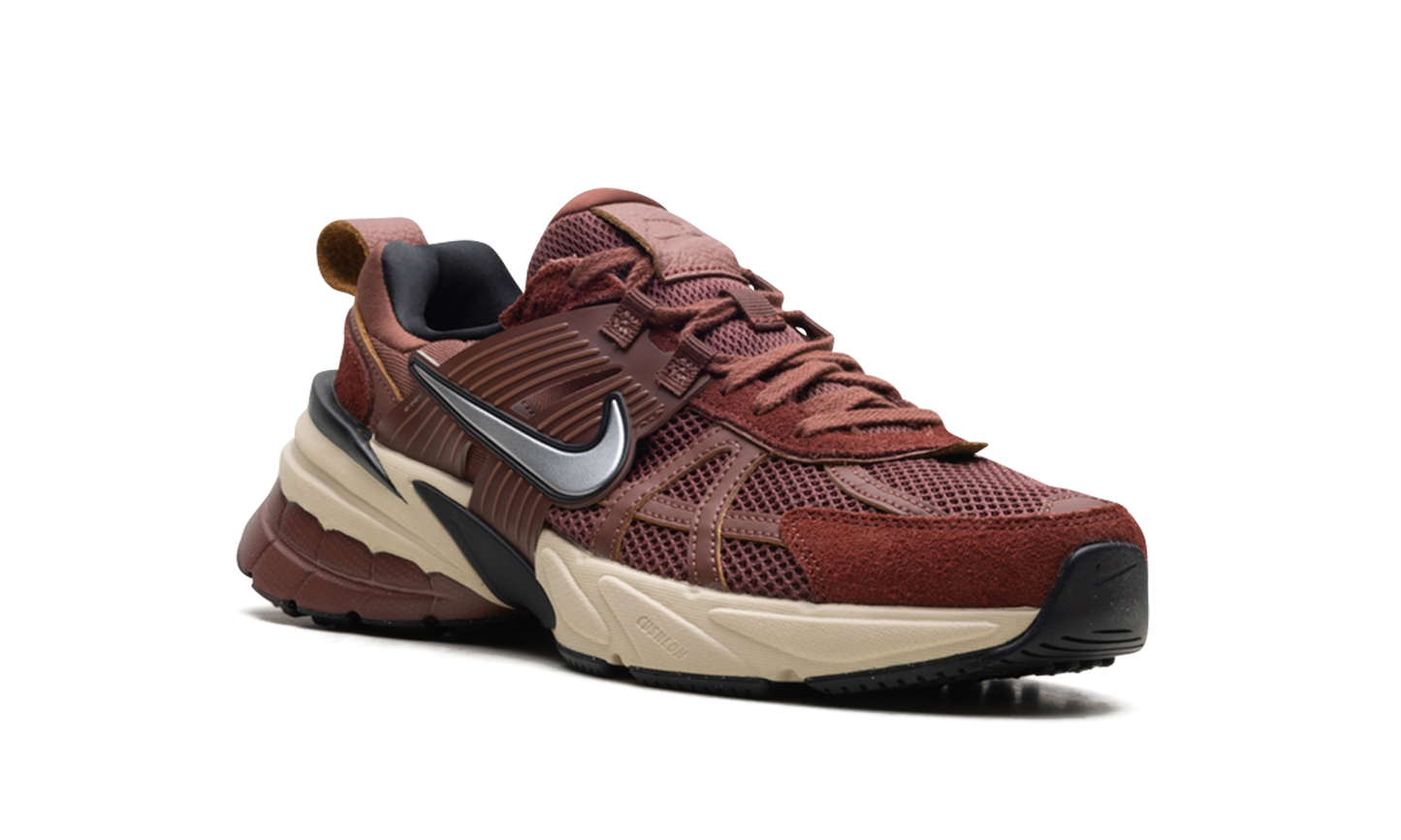 V2K Run WMNS "Red Sepia Dark Pony"