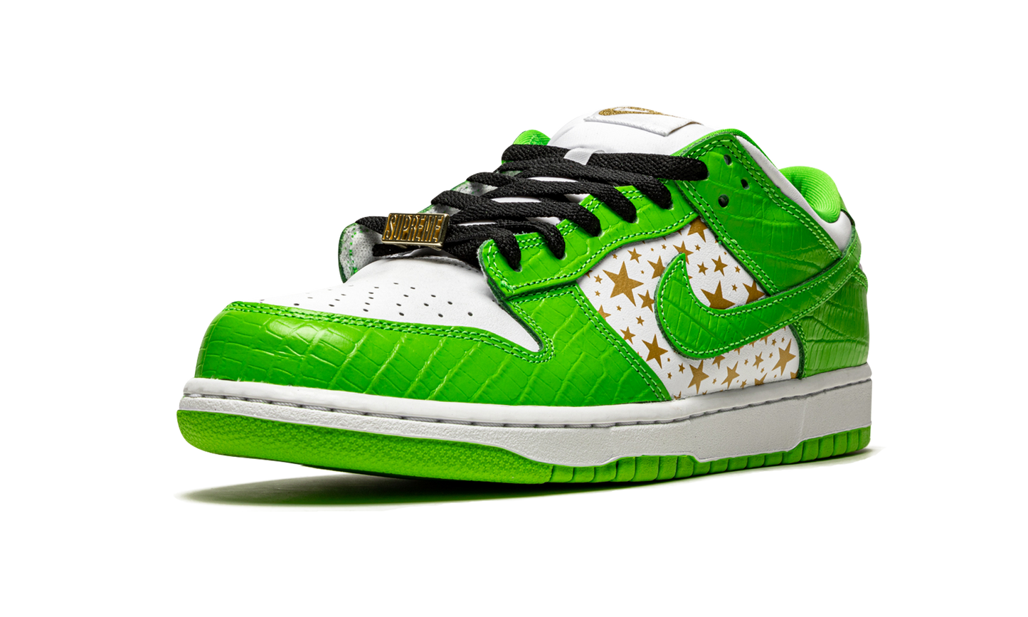 SB Dunk Low "Supreme - Stars - Mean Green"