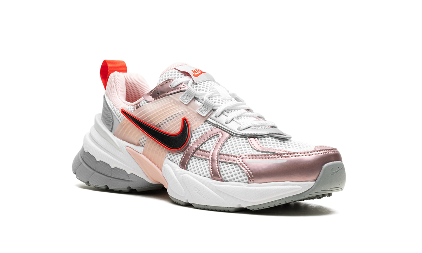 WMNS Nike V2K Run "Legend pink"