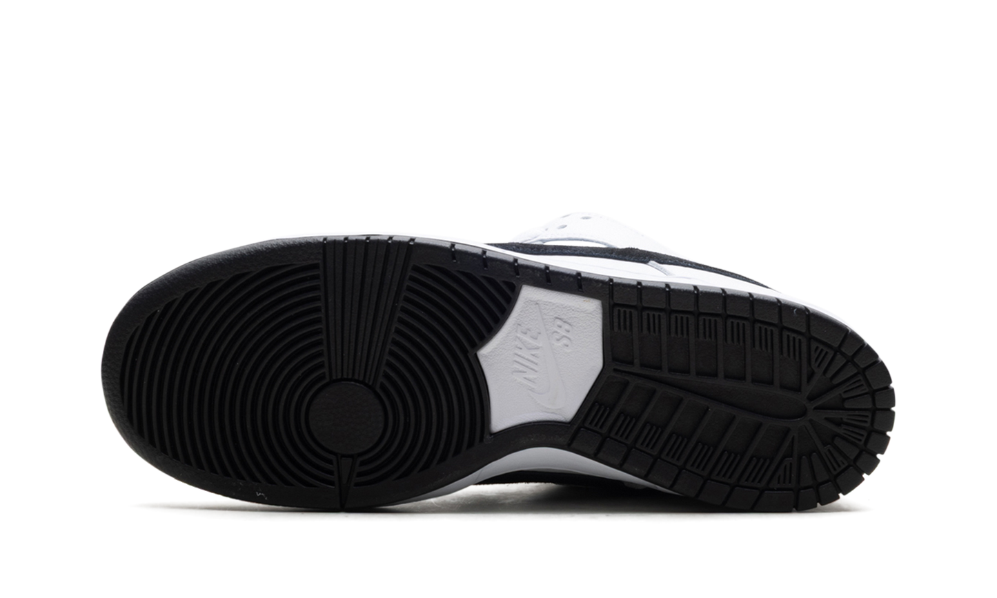 SB Dunk Low "White Black"