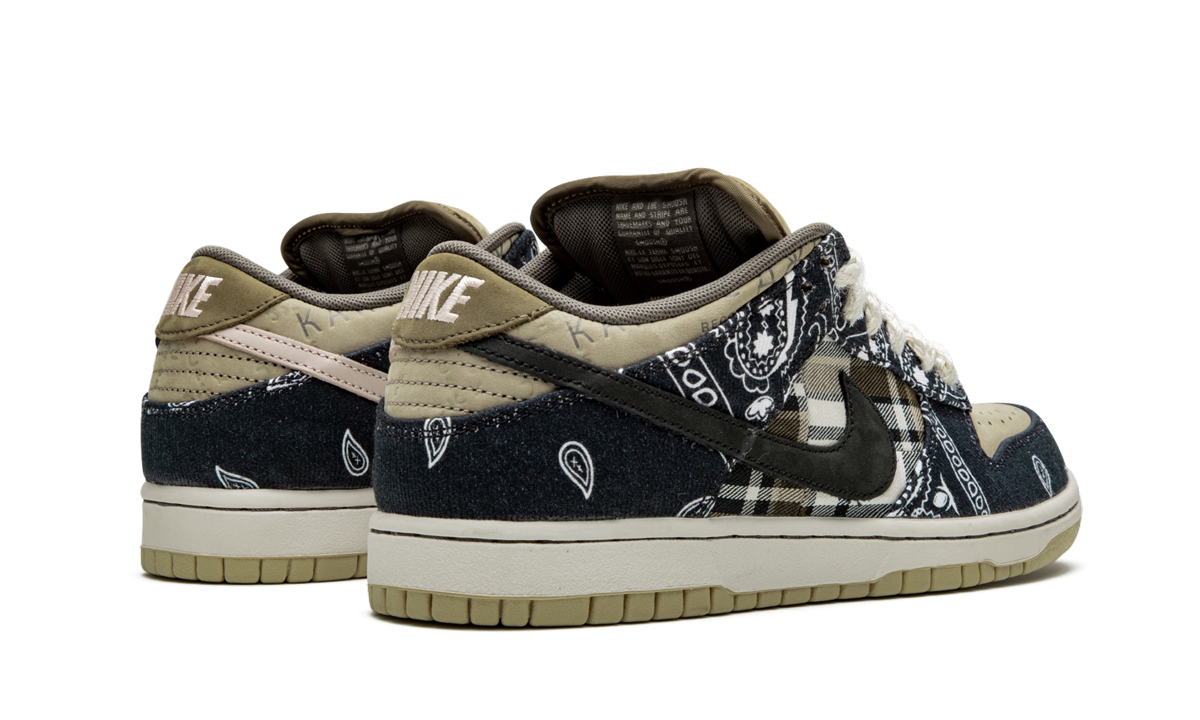 SB Dunk Low QS Special Box "Travis Scott"
