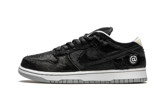 SB Dunk Low "Medicom Toy - BE@RBRICK"