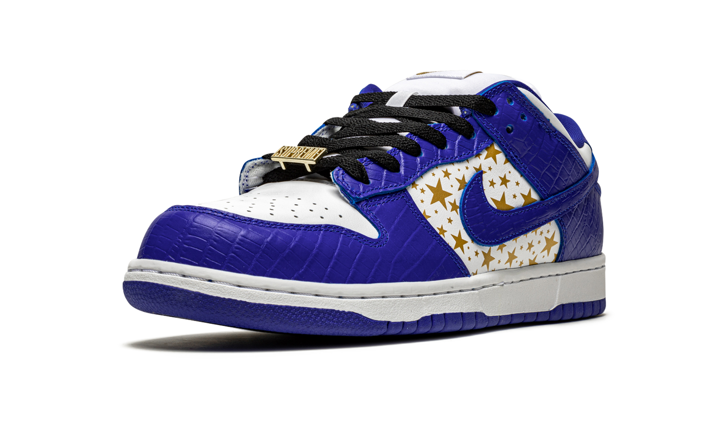 SB Dunk Low "Supreme - Stars - Hyper Blue"