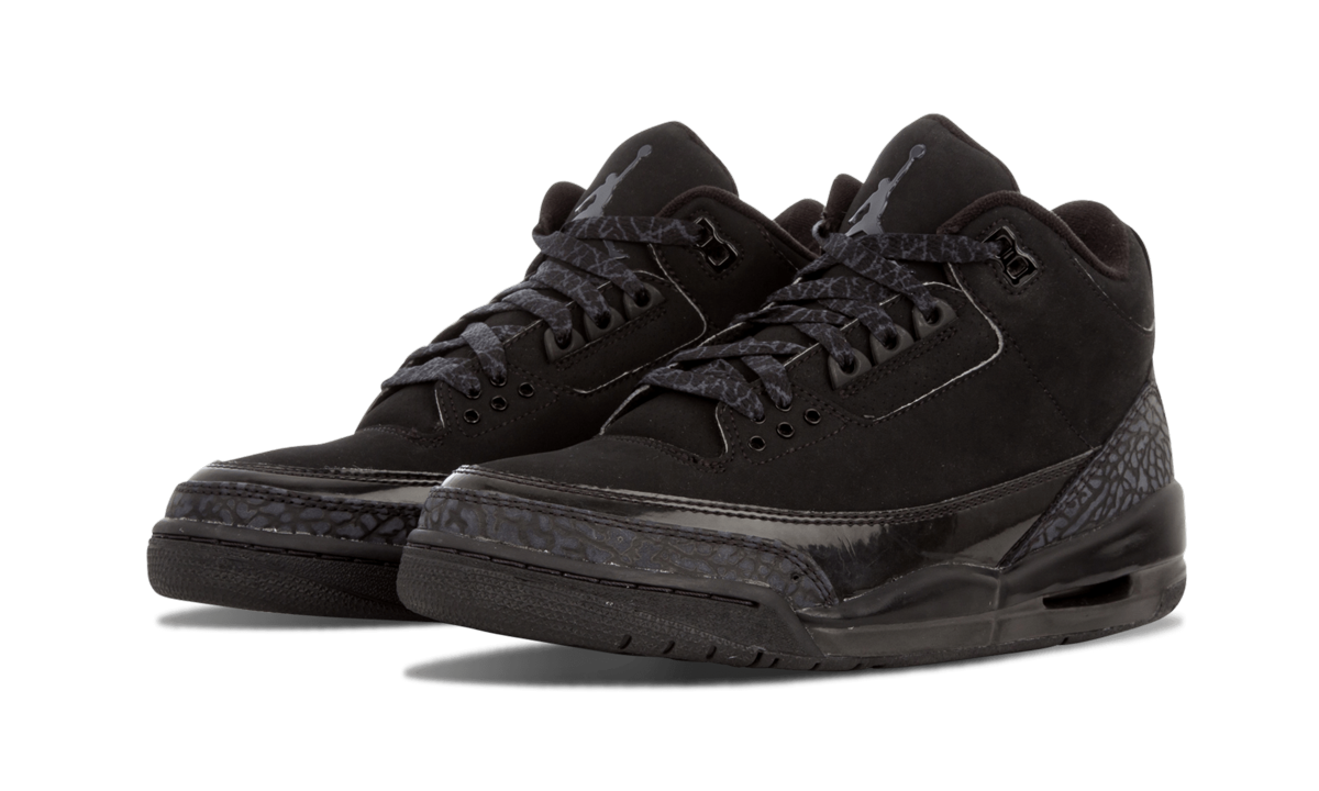 Air Jordan 3 Retro "Black Cat"