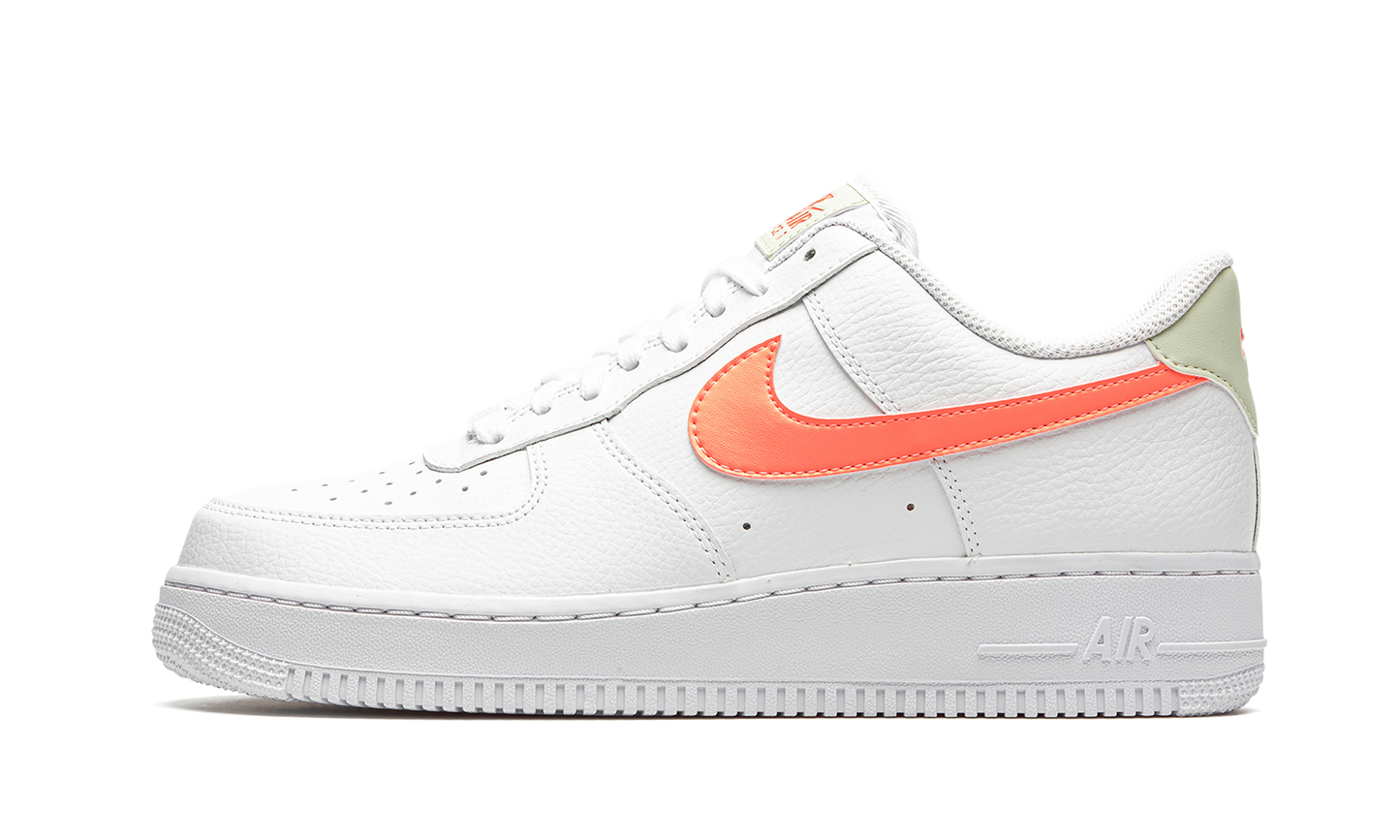 AIR FORCE 1 07 MNS WMNS "ATOMIC PINK"