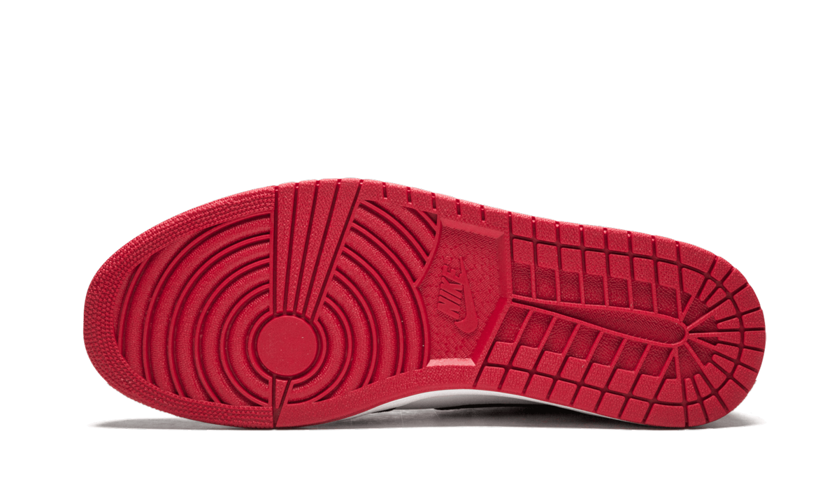 Air Jordan 1 Retro High OG "Black Toe"