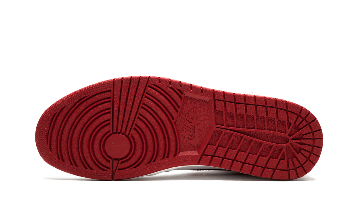 Air Jordan 1 Retro High OG "Metallic Red"