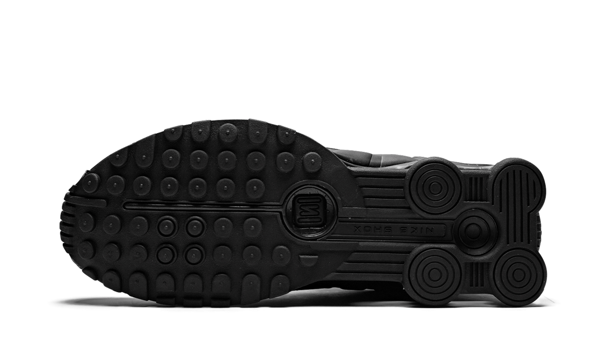 Shox R4 "Triple Black"