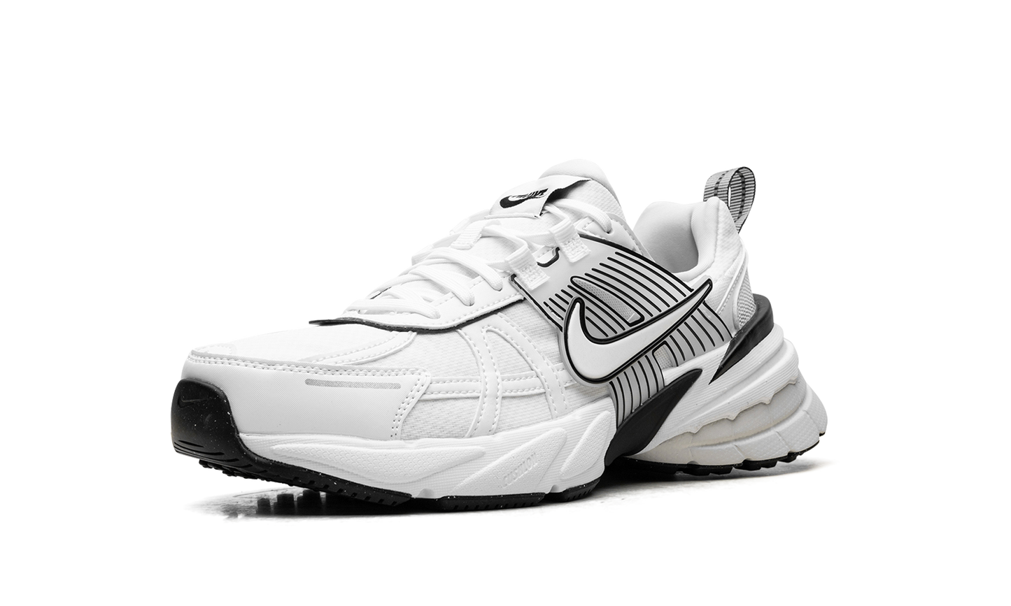 V2K Run WMNS "White/White-Platinum Tint"