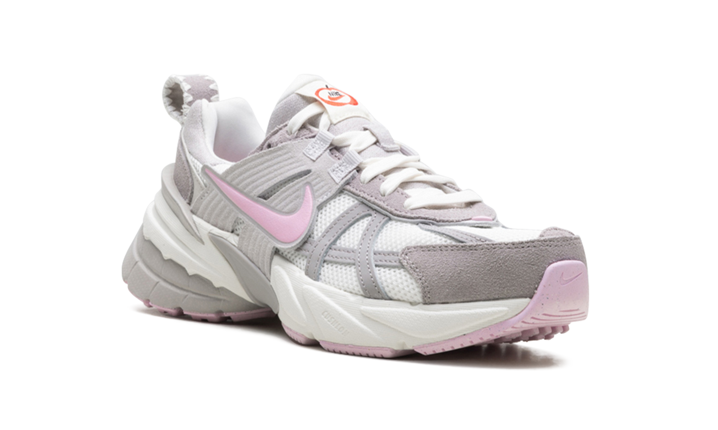V2K Run WMNS "Valentine's Day 2025"
