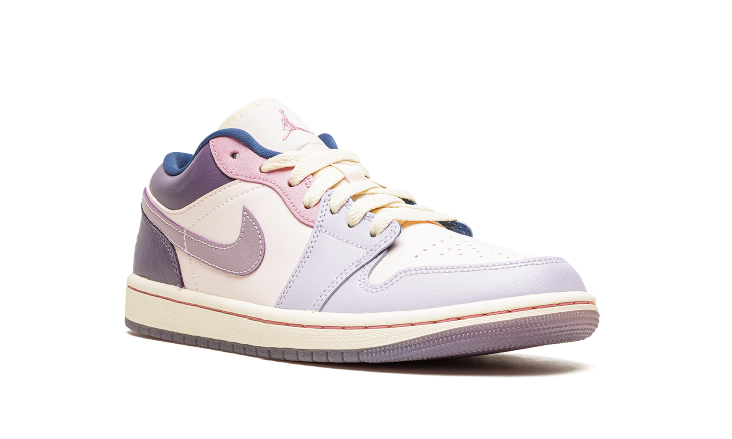 Air Jordan 1 Low WMNS "Pastel Plum"