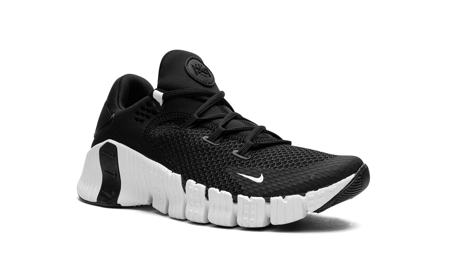 FREE METCON 4 WMNS "Black-White Metcon 4"