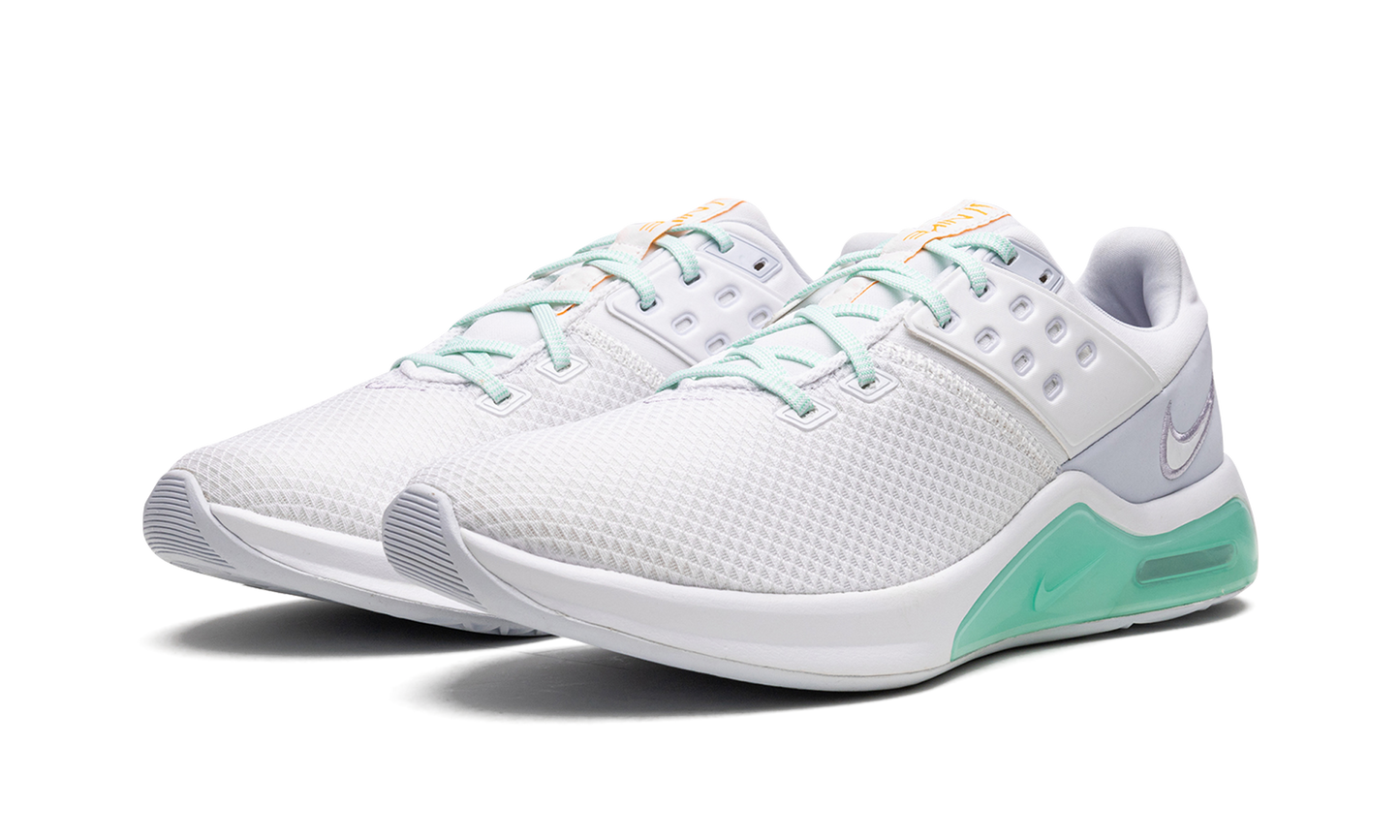 WMNS Air Max Bella TR 4
