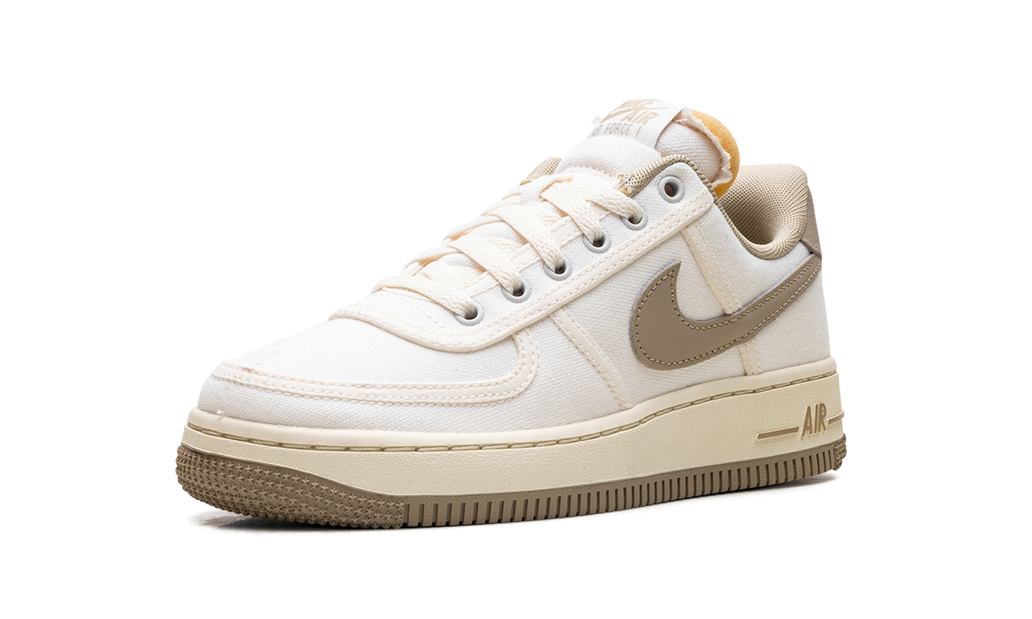 Air Force 1 Low '07 WMNS "Sail Coconut"