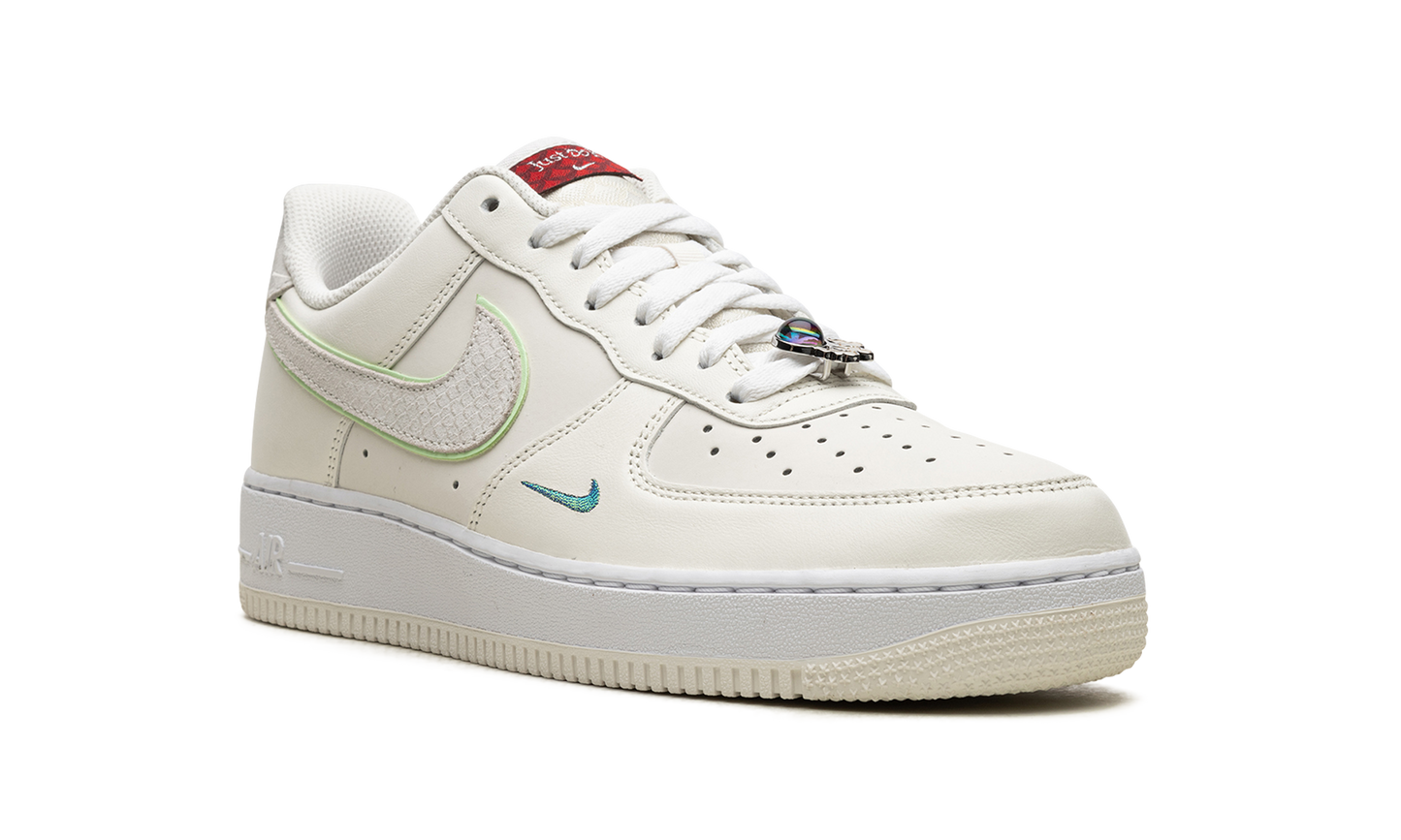 Air Force 1 "Year of the Dragon"