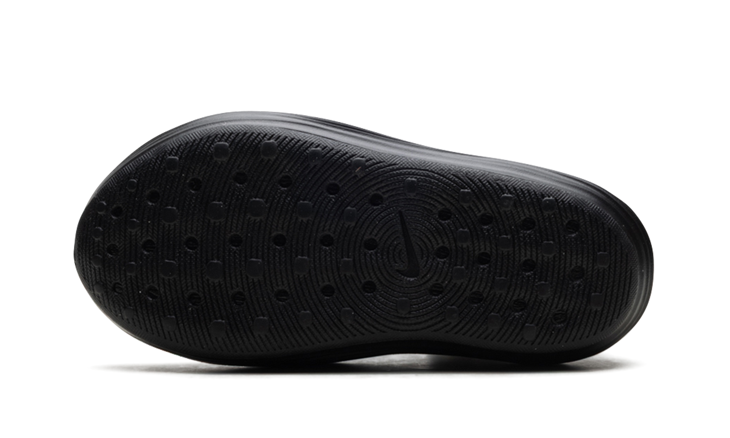 ReactX Rejuven8 WMNS "Triple Black"