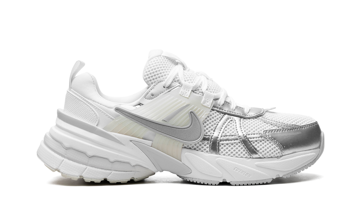 Wmns V2K Run "V2K"